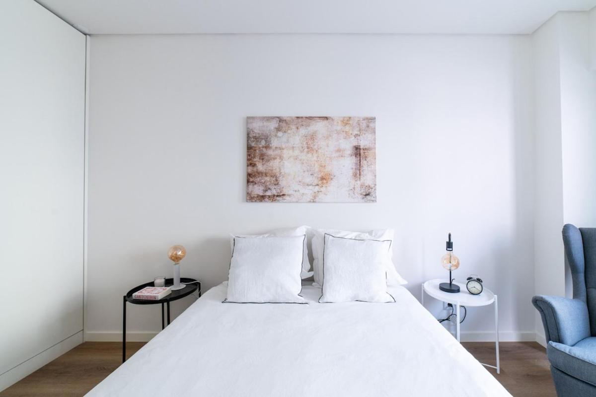 Lusiadas 53 1ºe Apartamento